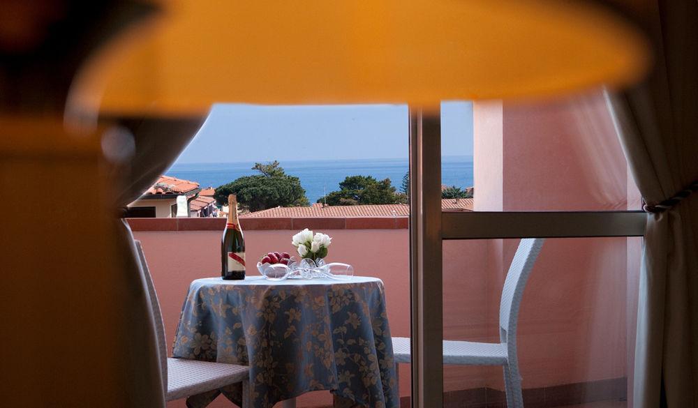 Swiss International Hotel Elba - Il Magnifico Marciana Marina  Exterior foto